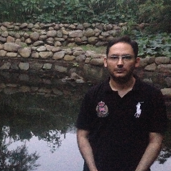 علی شکیبازاده علی شکیبازاده