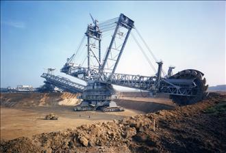 بگر 288  بزرگ‌ترین دستگاه حفاری دنیا