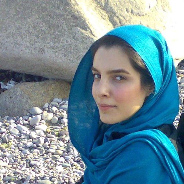 روژان کردنژاد روژان کردنژاد