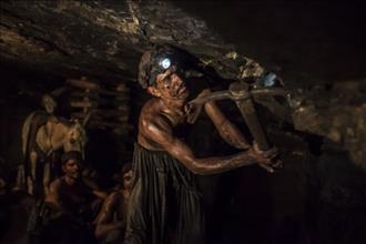 کار در معدن زغال‌سنگ در پاکستان